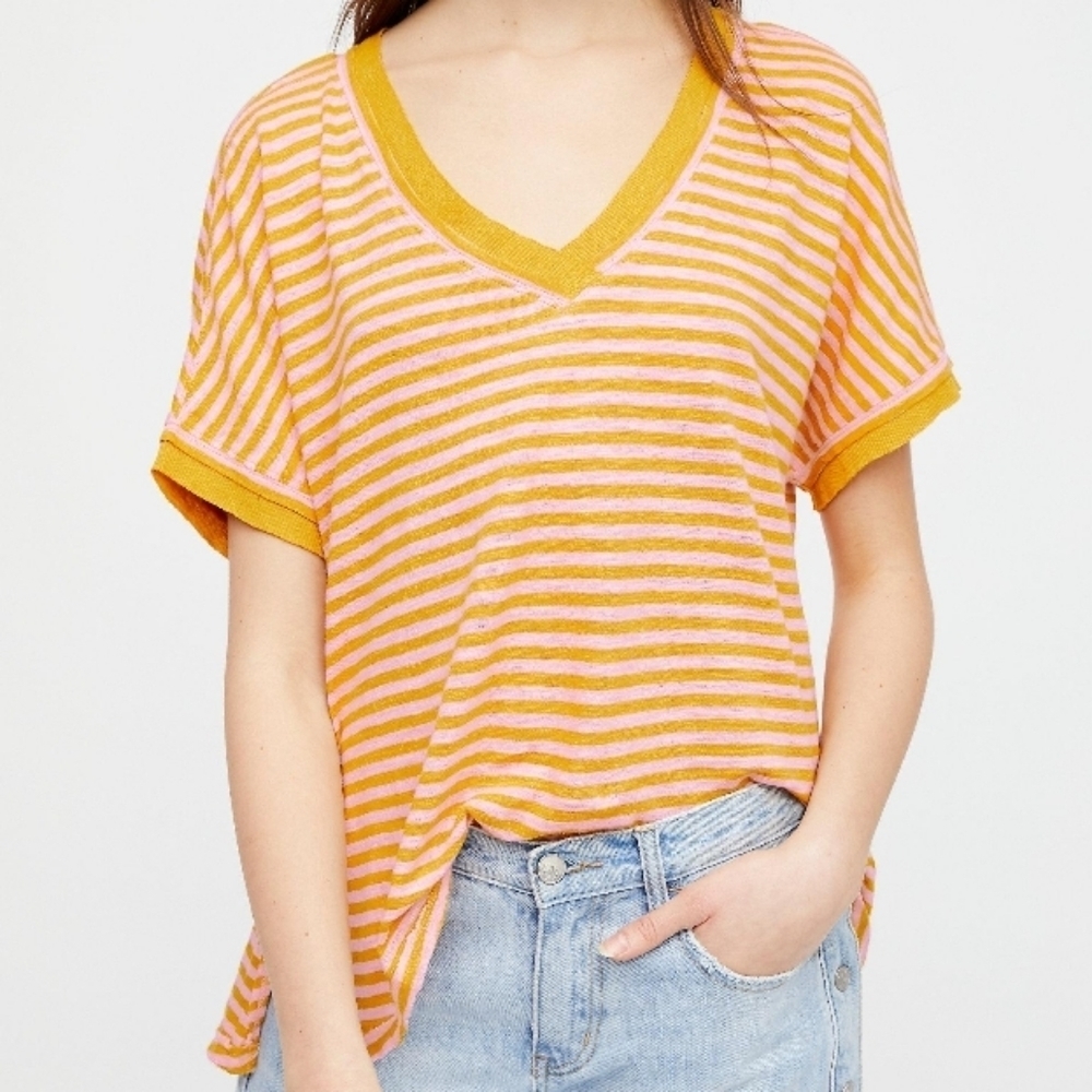 We The Free Sunshine Take Me tee in orange and pink Size L EUC